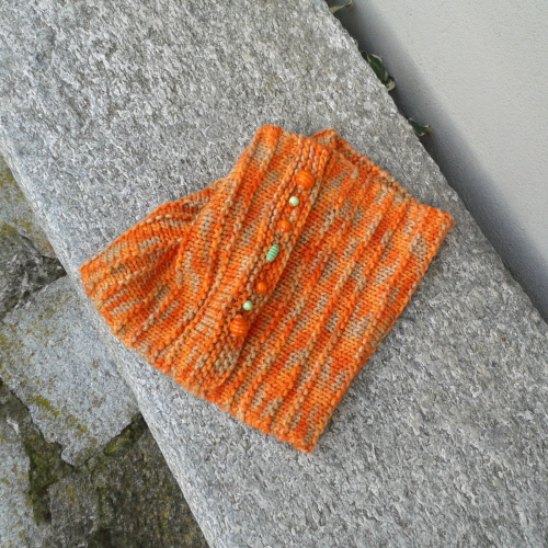 Il collo a maglia rasata e legaccio che sarà proposto durante il corso a Genova