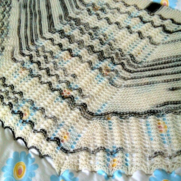 Una preview dello scialle Thunderbird