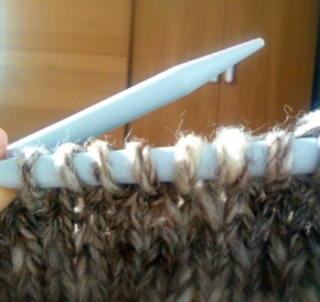 Maglie Eastern un crossed (sulla destra) e Continental (sulla sinistra).