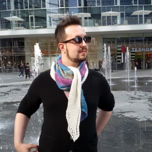 Indossato come sciarpa Chworktap diventa unisex