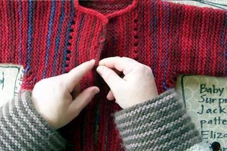 Molti corsi di questo mese sono sulla Baby Surprise Jacket