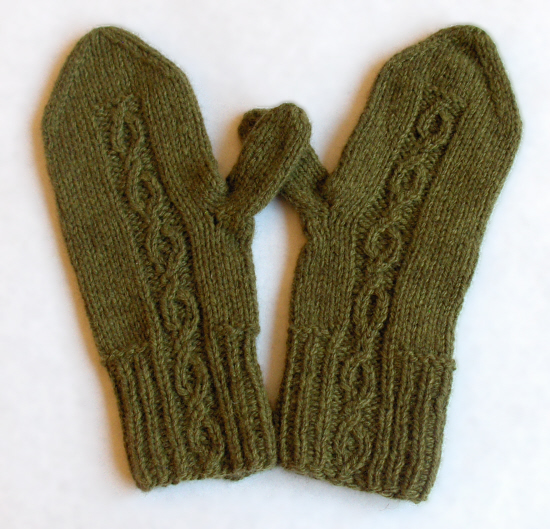 Guanti Pithecantropus erectus in mYak Medium