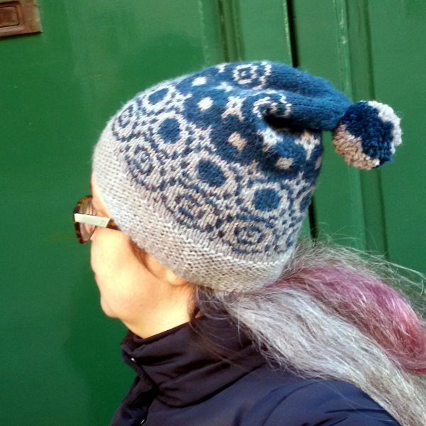 Il berretto Lanterna è disponibile su Ravelry a 3 euro.