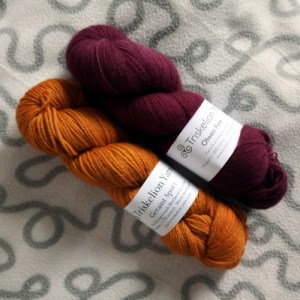 Matasse di filato tinto artigianalmente