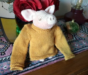 Maglioncino e pupazzo